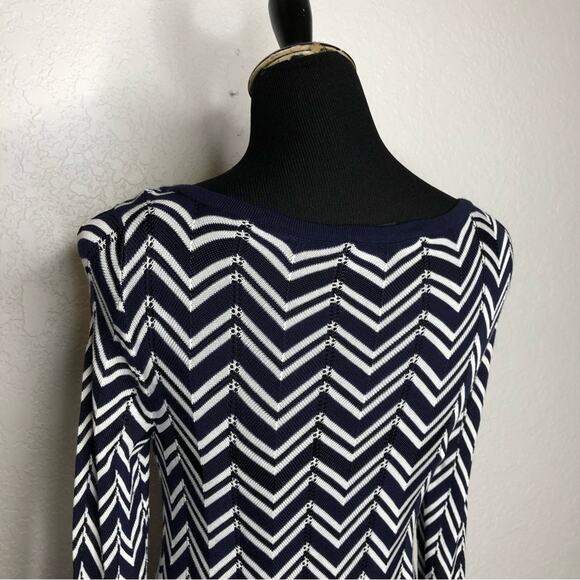 WHBM navy and white chevron knit lightweight sweater tunic size Small - Picture 9 of 15